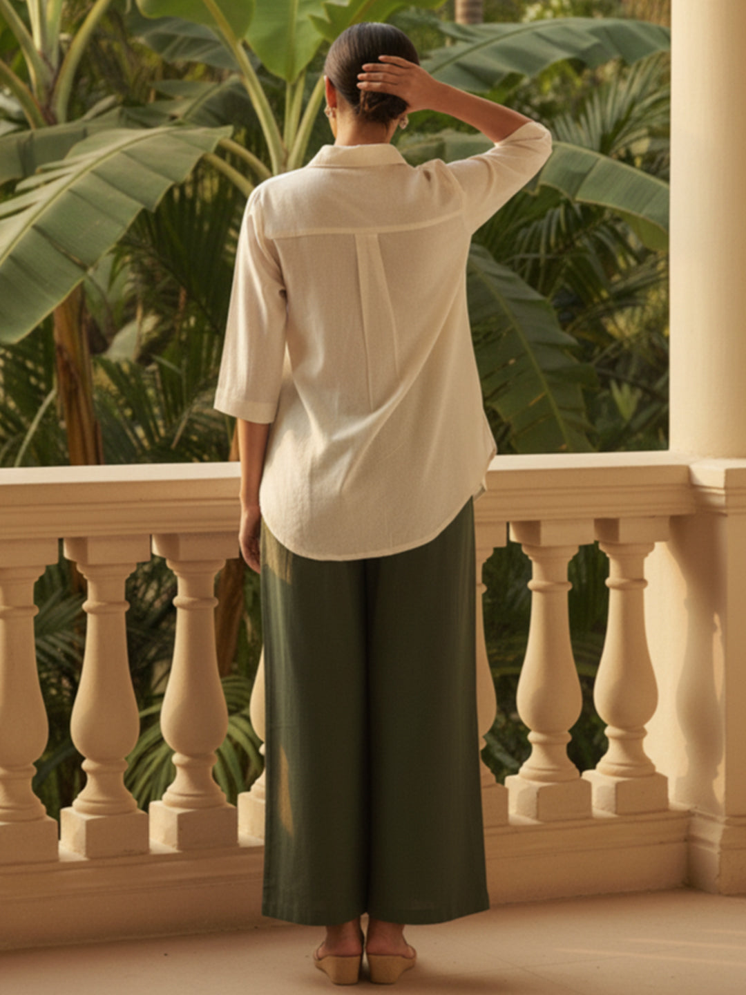 Zummer Women Off White Embroidered Cotton Co-Ord Set