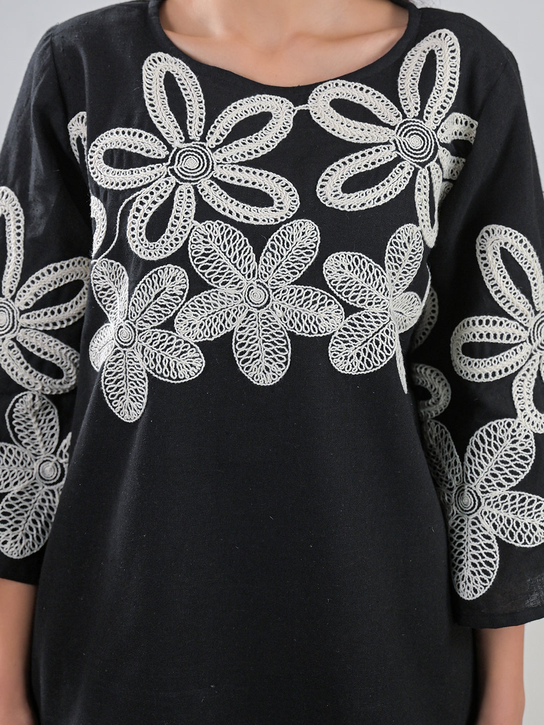 Zummer Co-ord Set – Black Embroidered Tunic & Palazzos