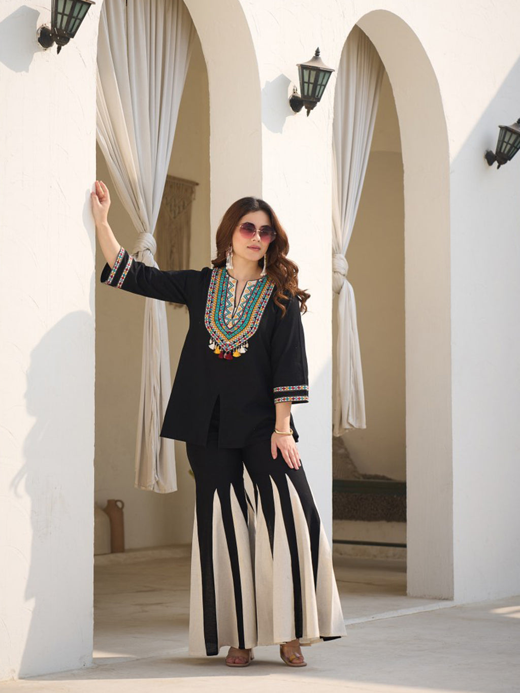 Zummer Women Black Embroidered Cotton Co-Ord Set