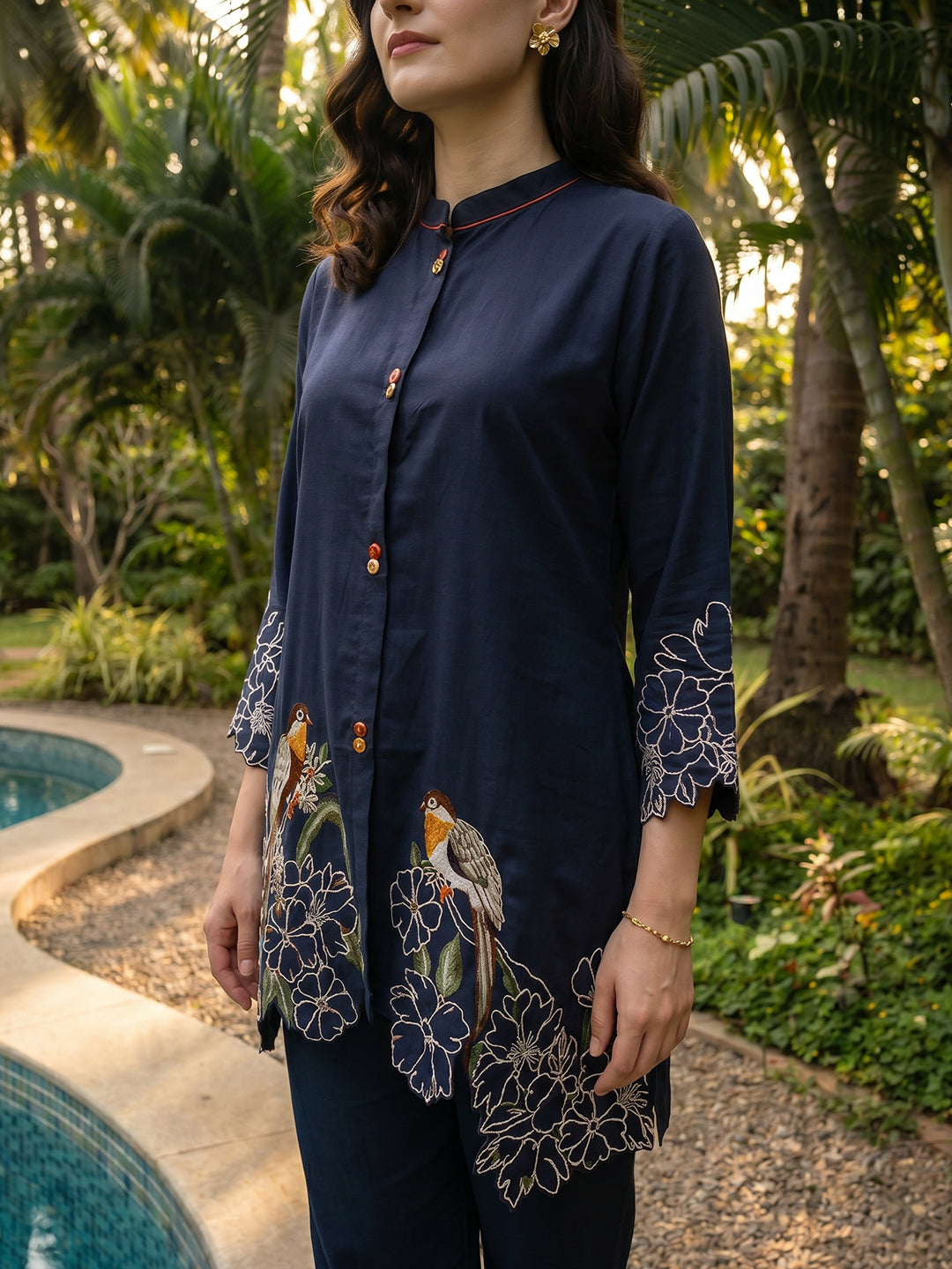 Zummer Women Navy Blue & Off White Embroidered Cotton Co-Ord Set