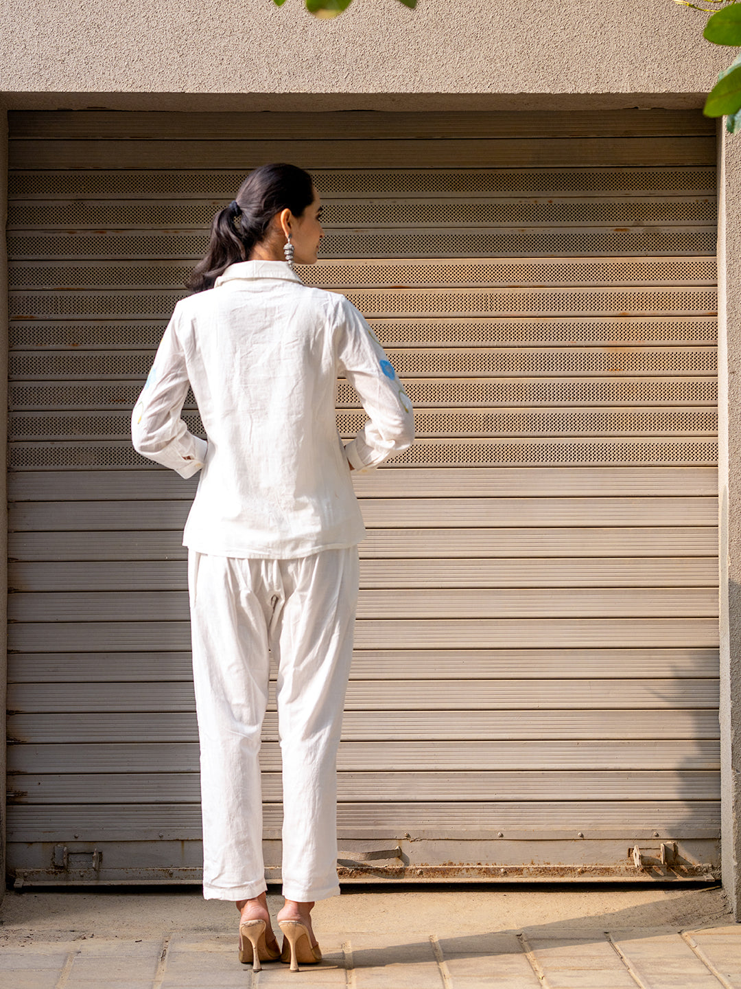 Zummer Women White Embroidered Cotton Co-Ord Set