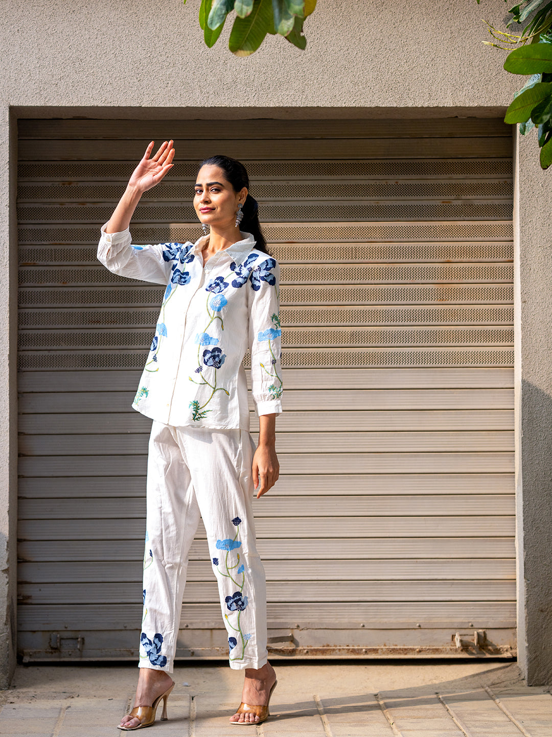 Zummer Women White Embroidered Cotton Co-Ord Set