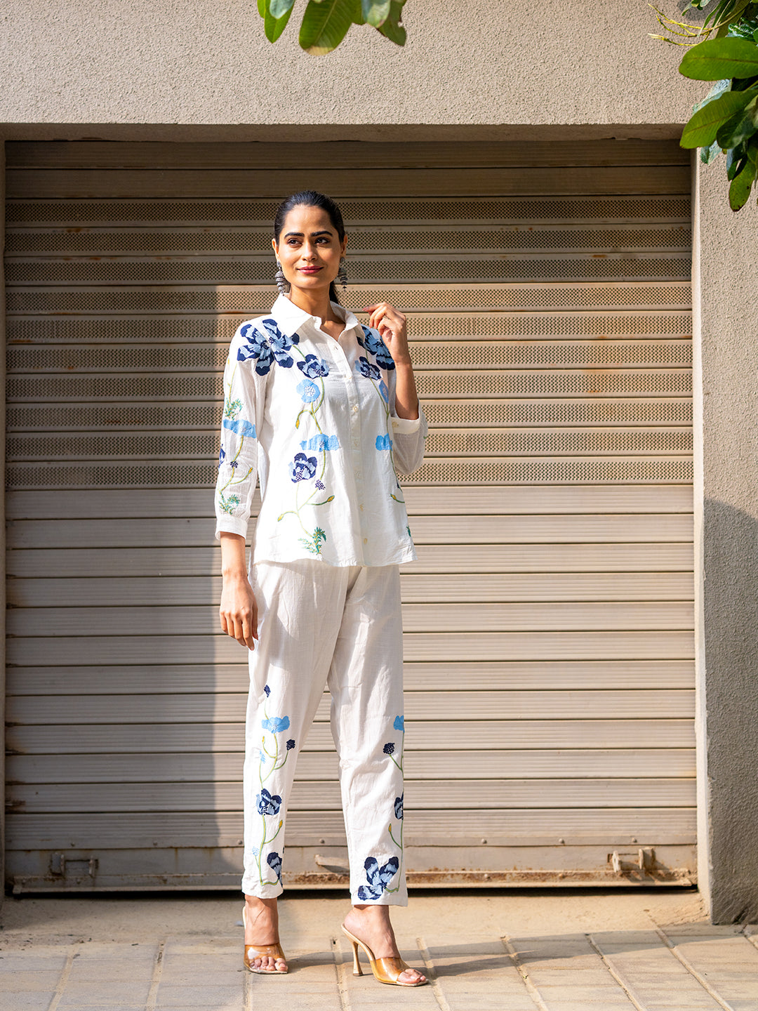 Zummer Women White Embroidered Cotton Co-Ord Set