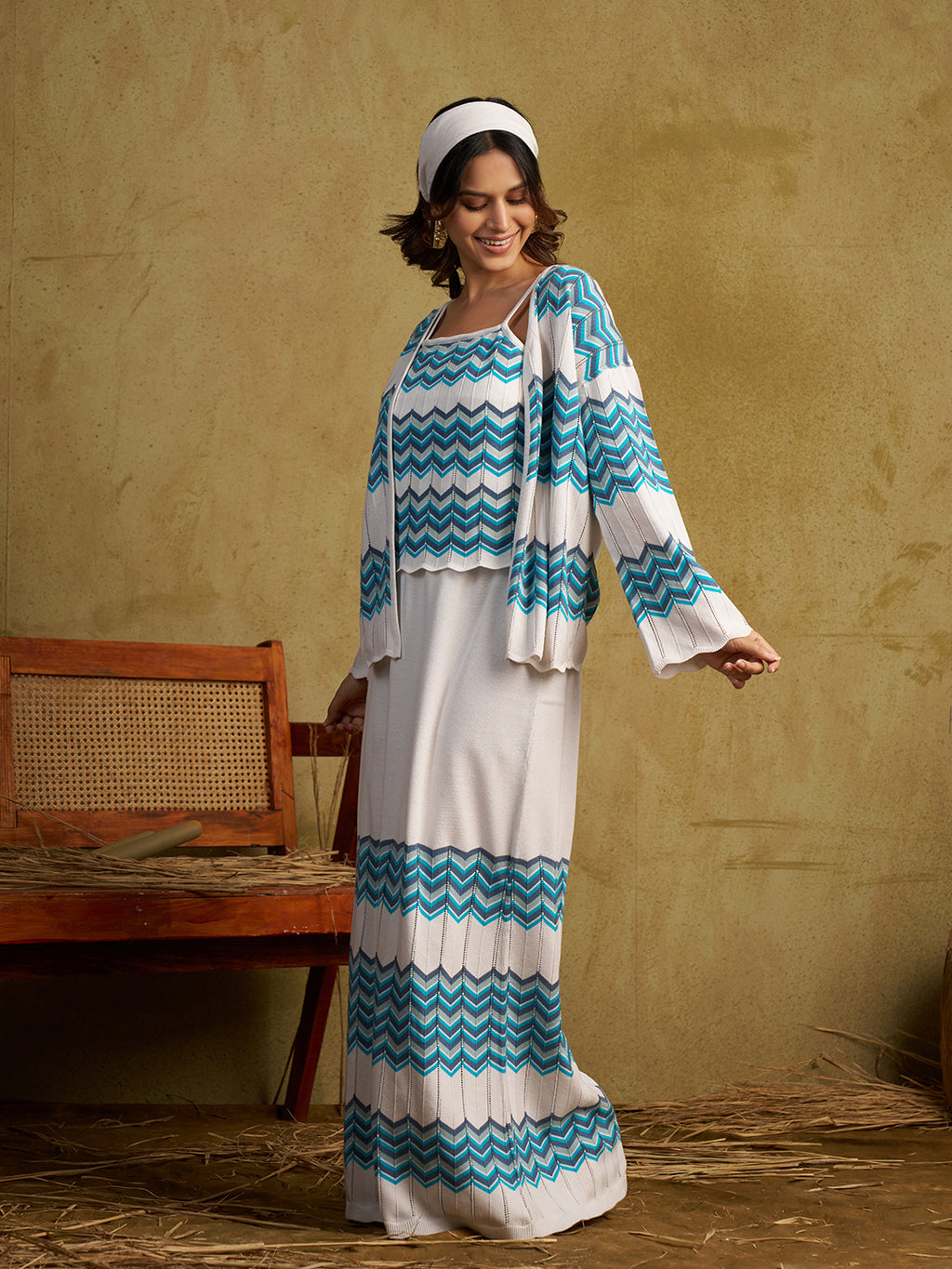 Zummer Women Multi Seamless Knitted Co-Ord Set With Jacket