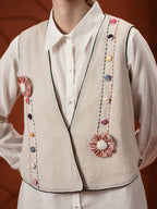 Zummer Women Off White Pure Cotton Jute Jacket Co-Ord Set