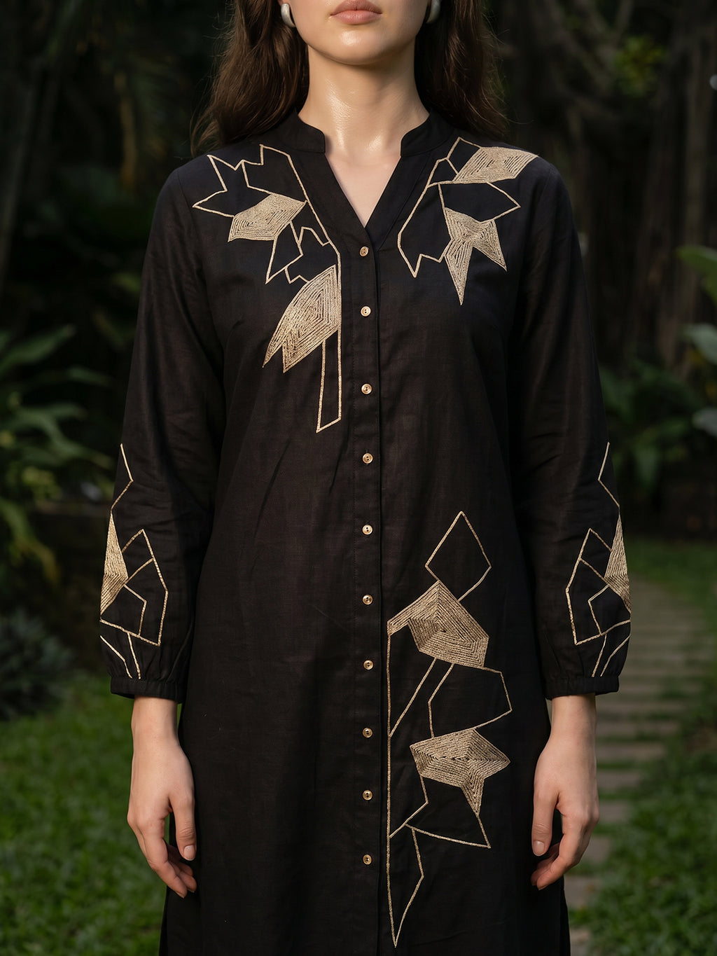Zummer Embroidered Midi Shirt Dress – Black Geometric