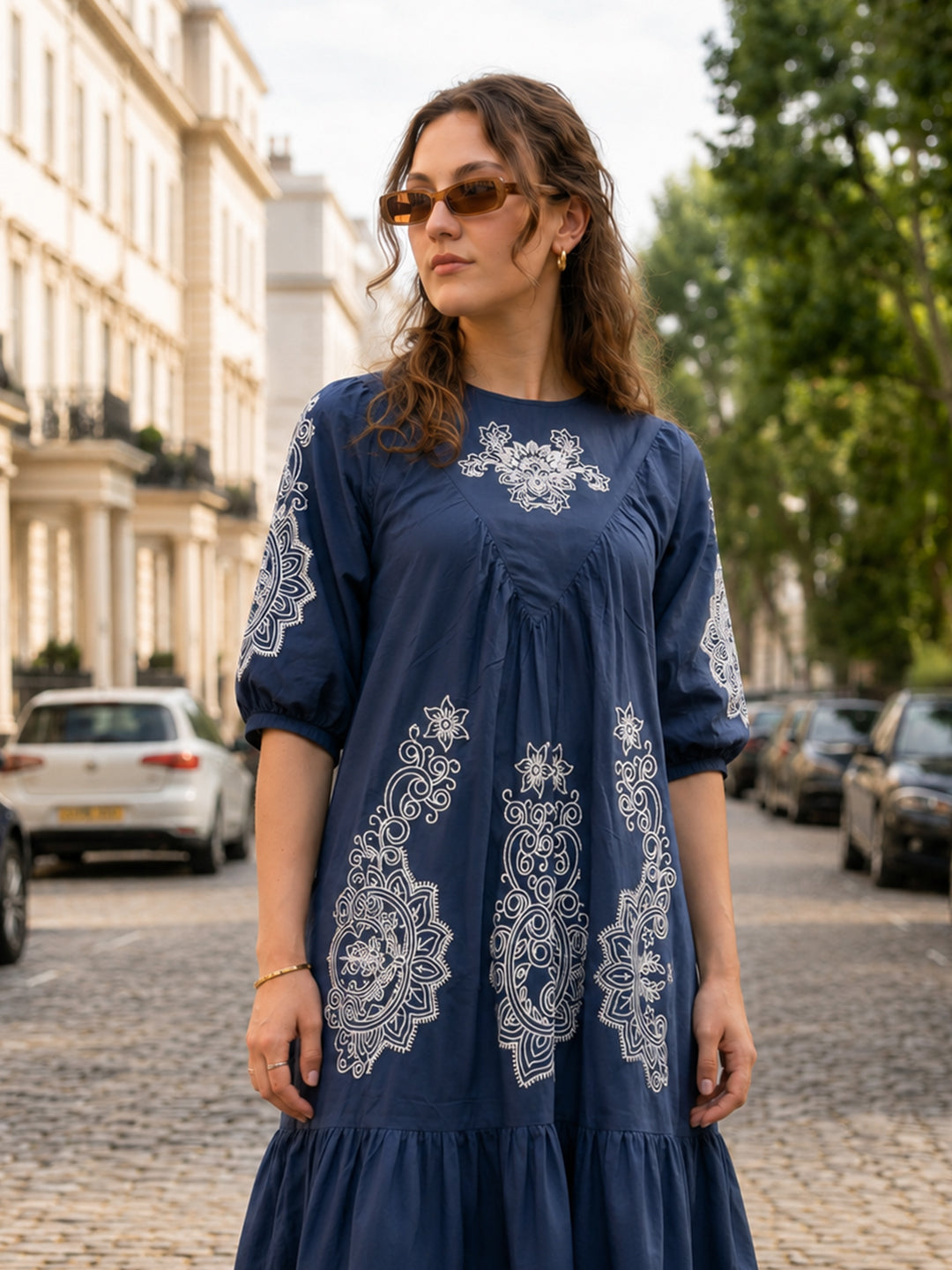 Zummer Women Blue Embroidered Cotton