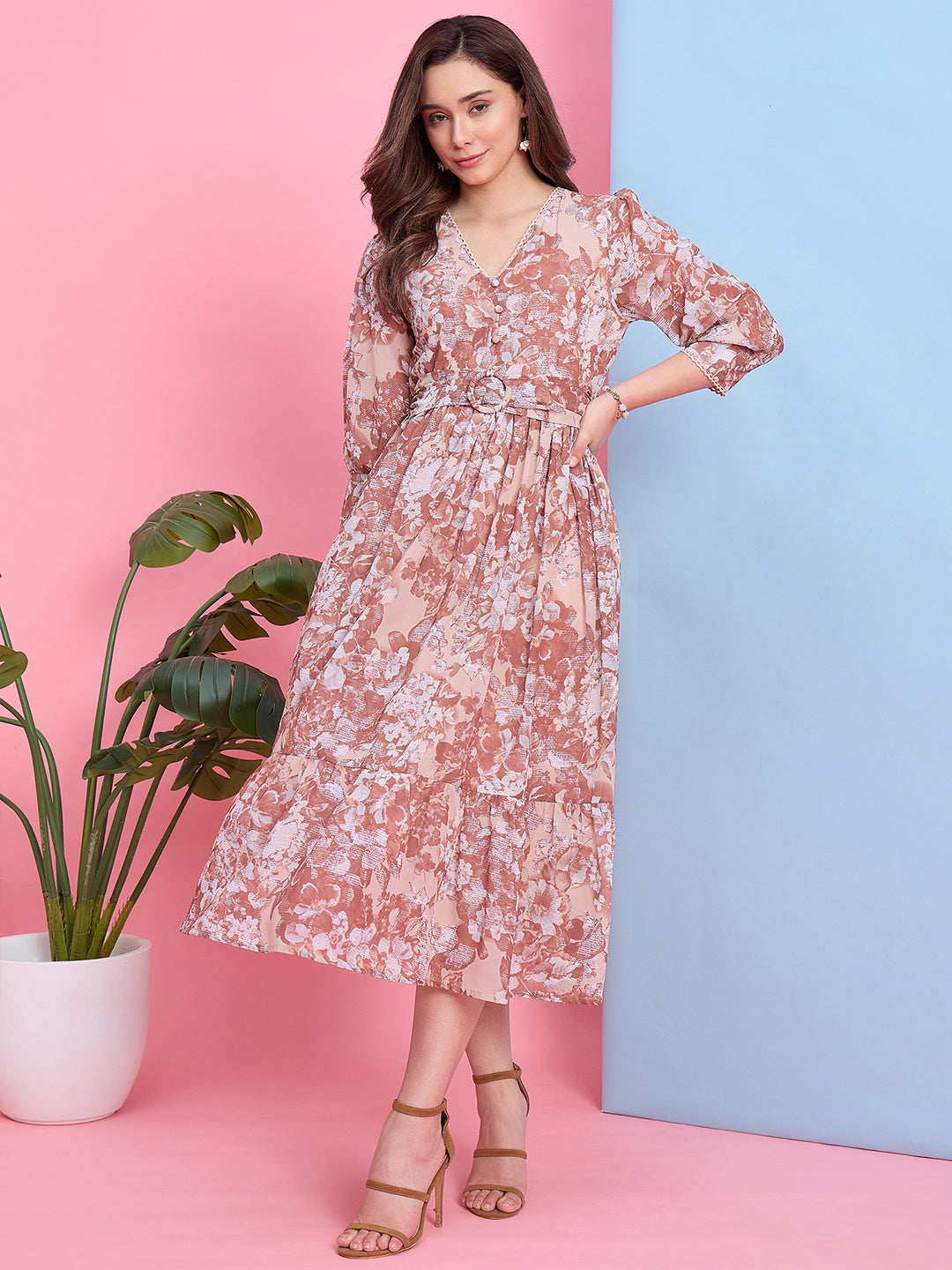 Zummer Beige & Brown Floral Printed Midi Dress