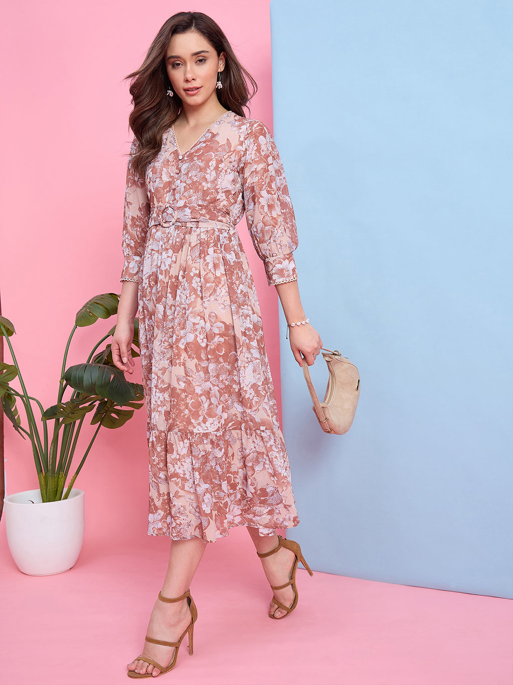 Zummer Beige & Brown Floral Printed Midi Dress
