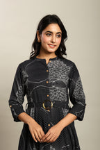 Rayon Printed Fit And Flare Midi Dress