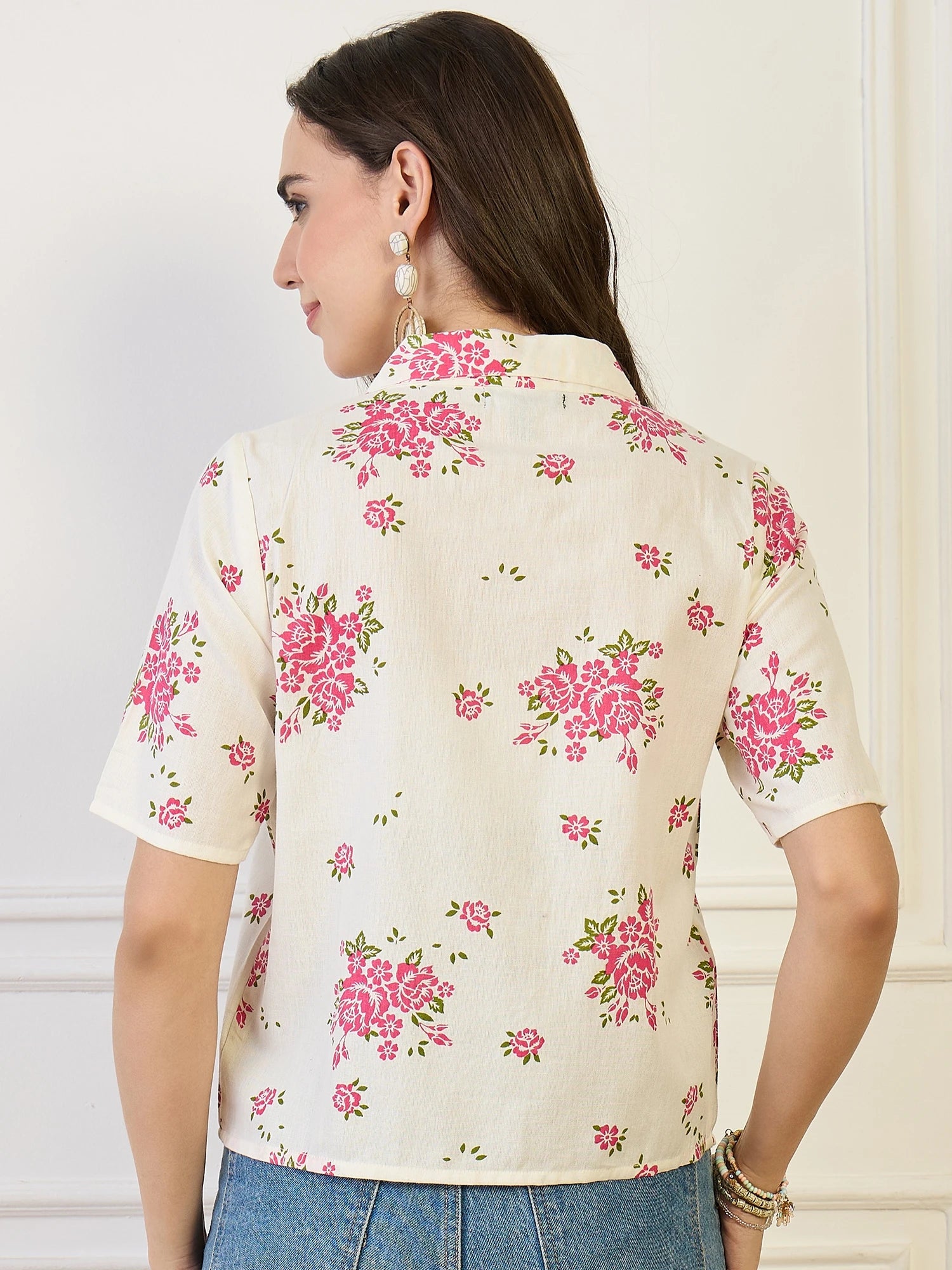 Off-White Floral Printed Club Collar Shirt
