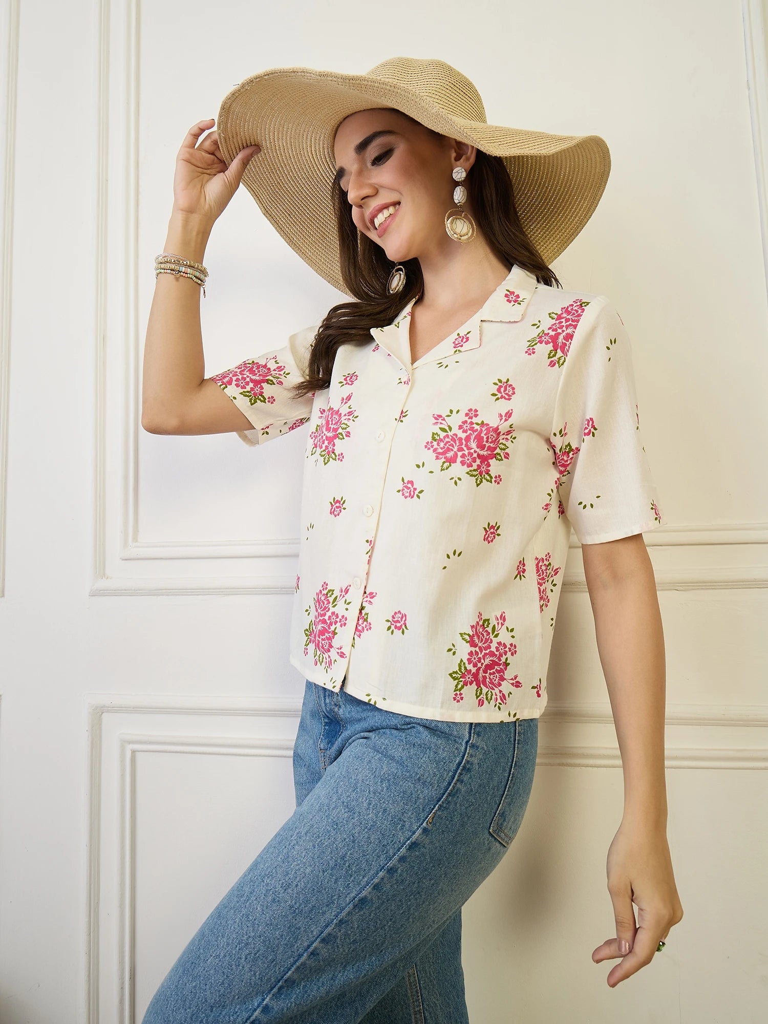 Off-White Floral Printed Club Collar Shirt