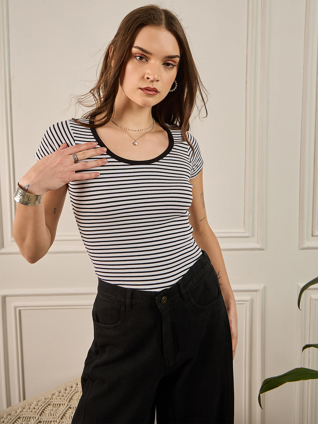 Black & White Striped Rib Short Sleeves Top